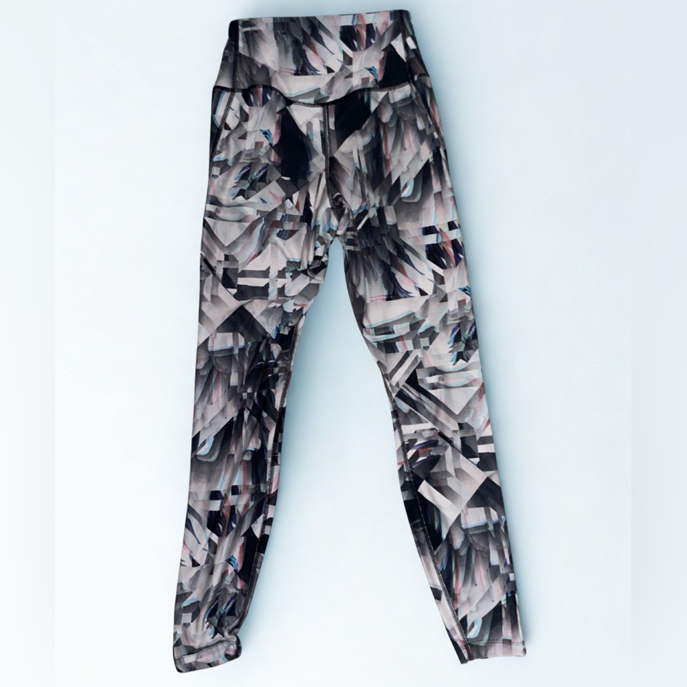 Nike Abstract Patterned Leggings